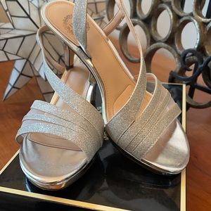 🎊🎊Kitten heels